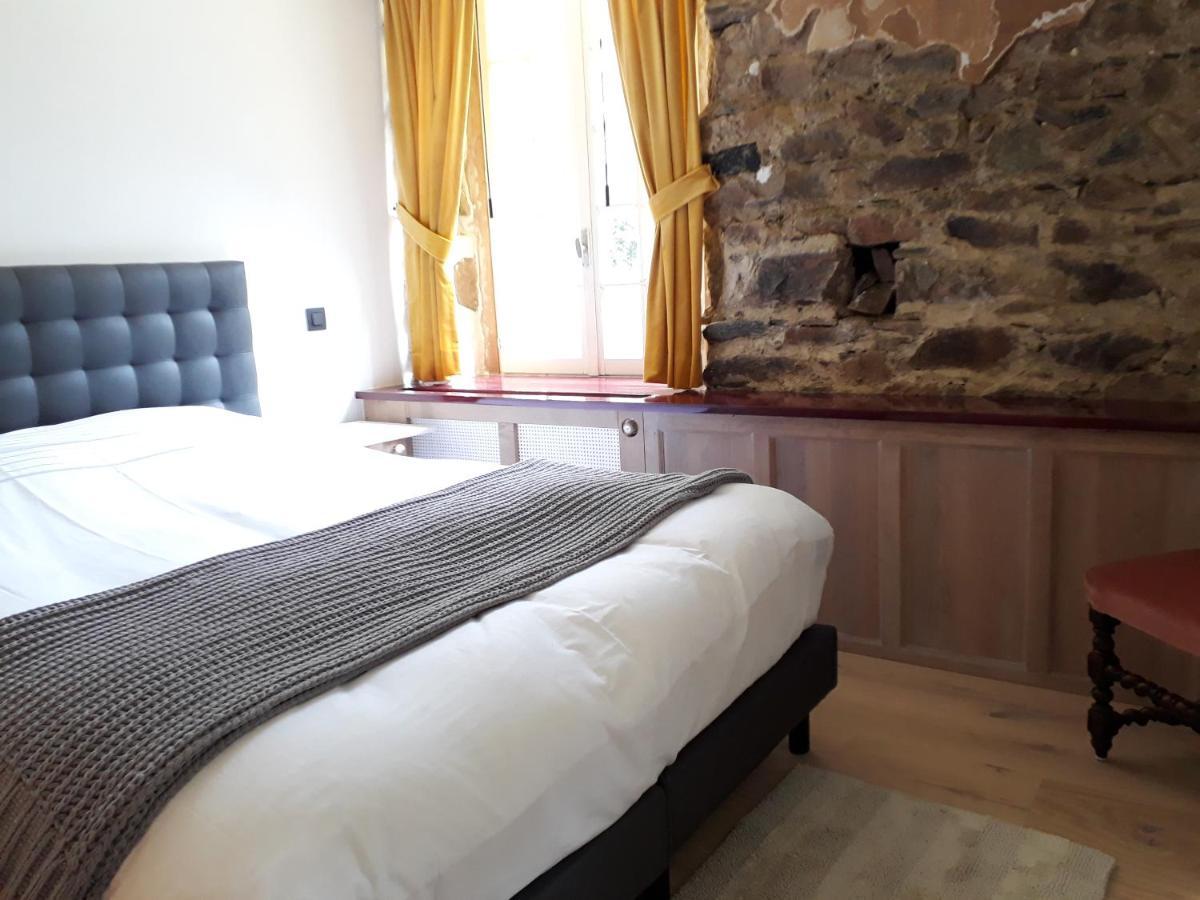 Bed and Breakfast Le Vieux Moulin Goudelin Zewnętrze zdjęcie
